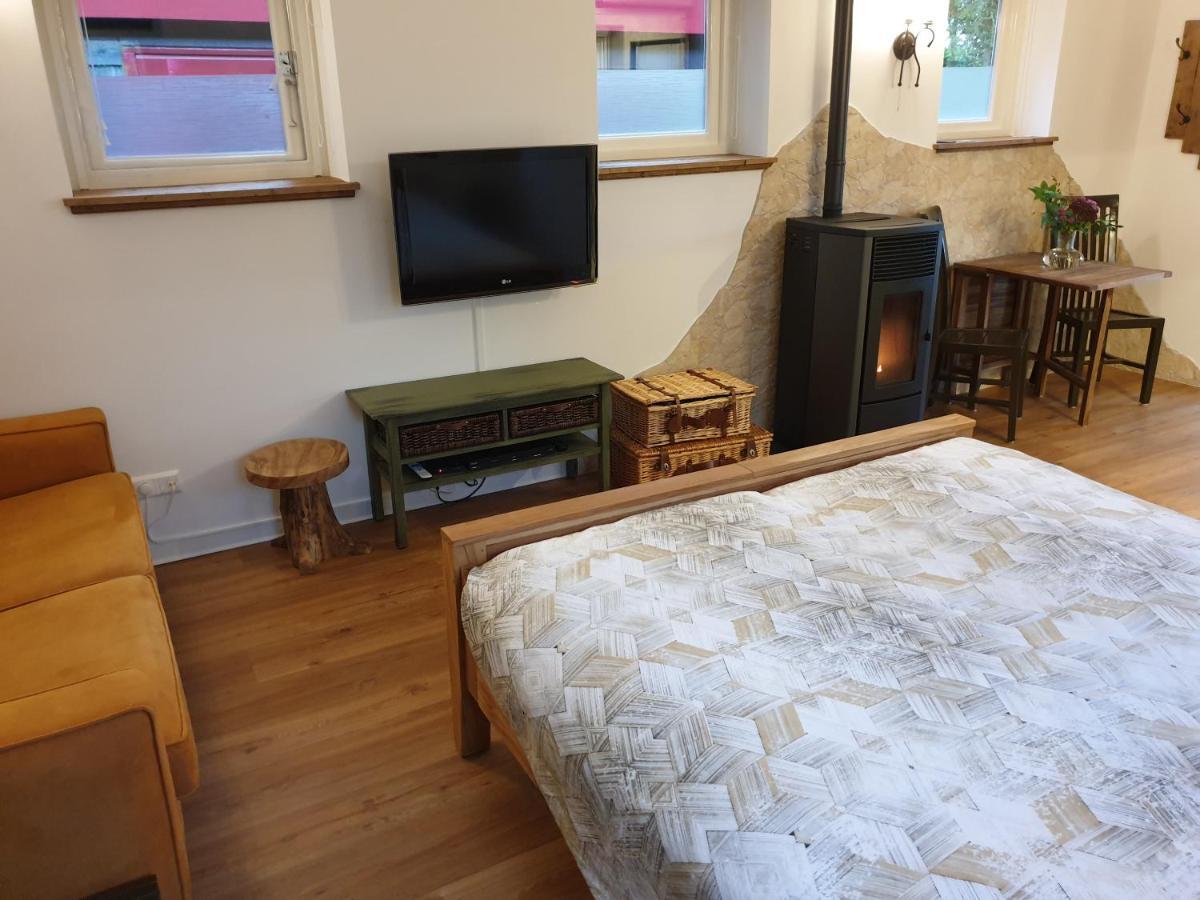 헬레보에스루이스 The Walnut Tree B&B 외부 사진